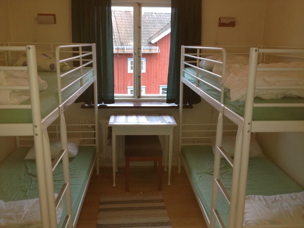 Dala-Jaerna Hotell Och Vandrarhem Bilik gambar