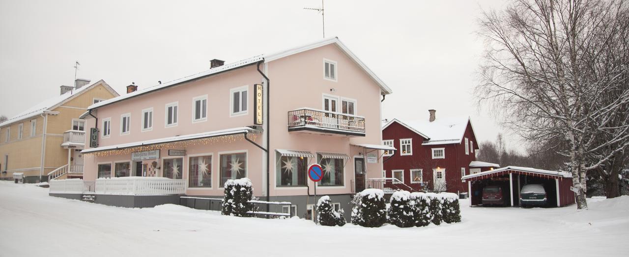 Dala-Jaerna Hotell Och Vandrarhem Luaran gambar